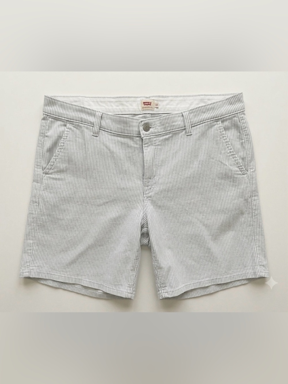 Levi's Striped Chino Shorts Size 31 - Light Blue Pinstripe Casual Mid Rise